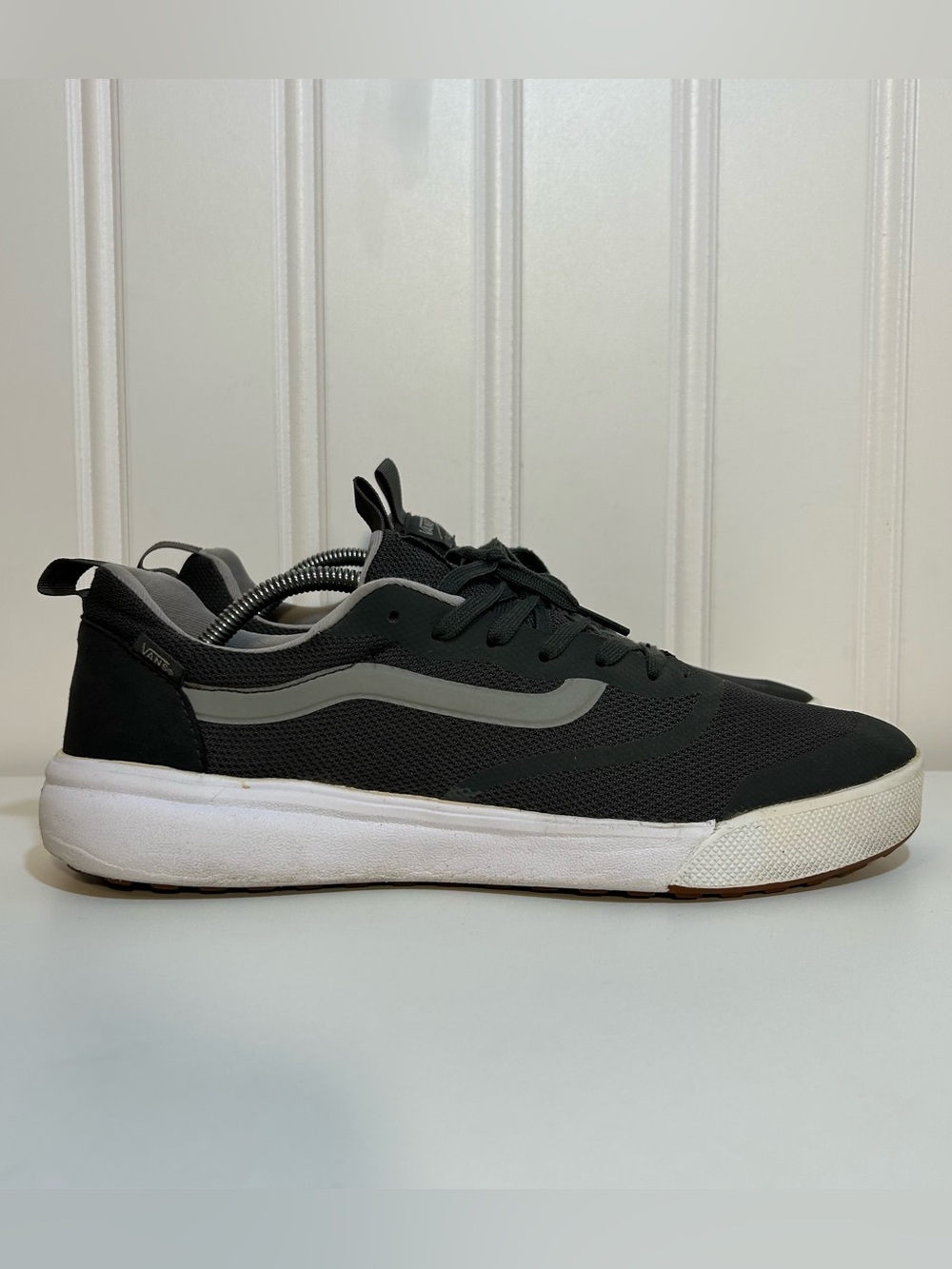 Vans UltraRange dark grey light frey white sole mens 12
